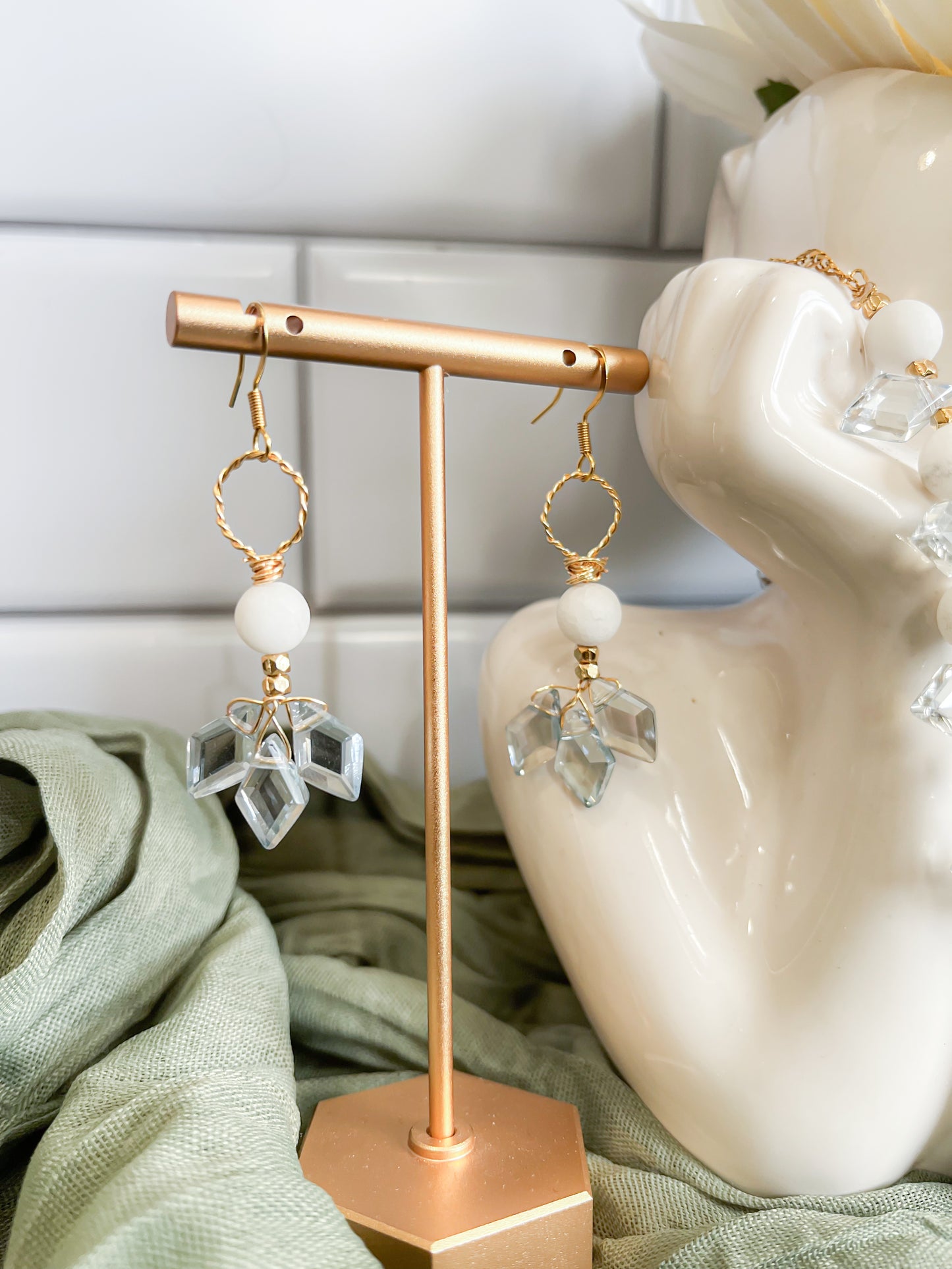 The Elsa Necklace & Earring Set