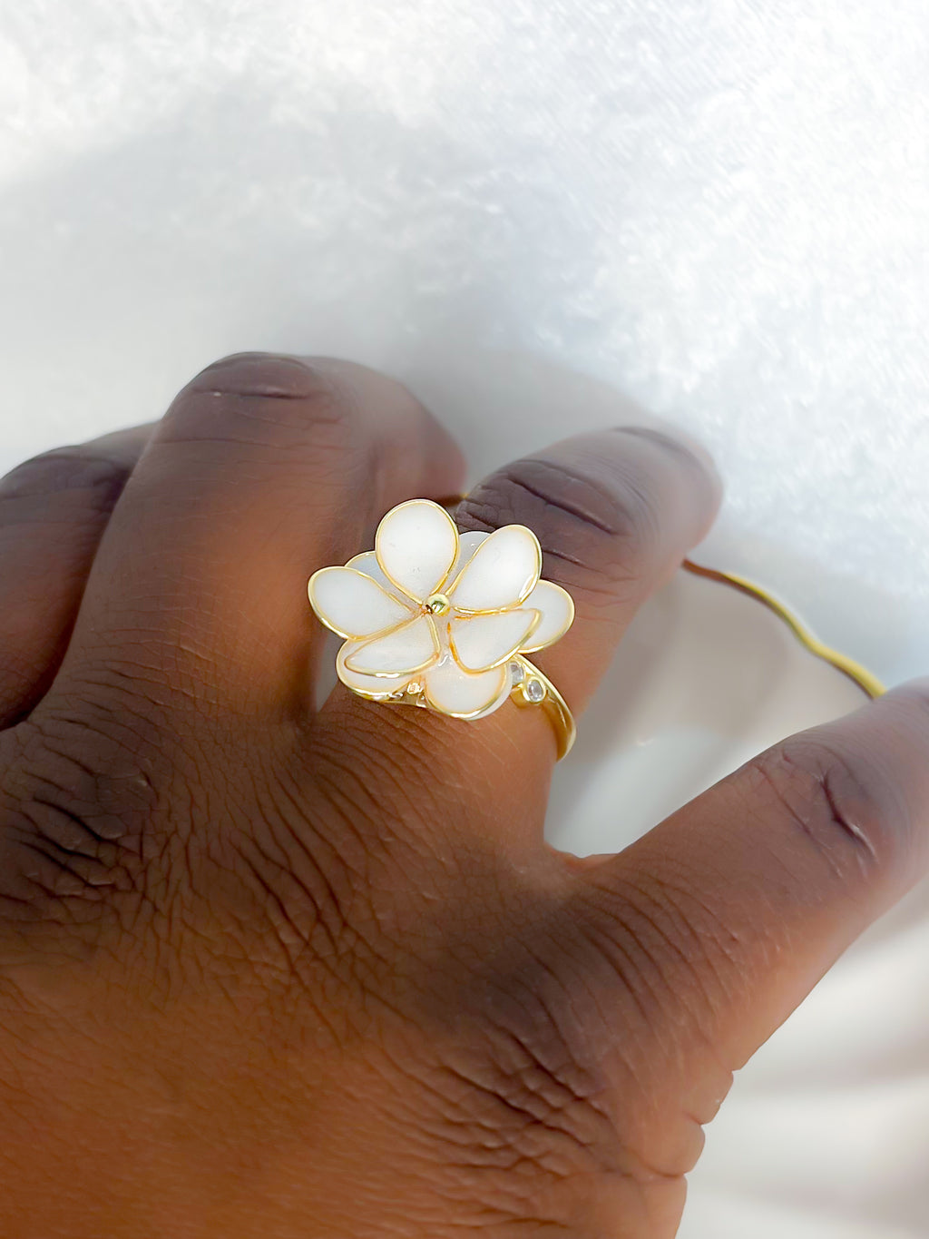 Floral in White Ring