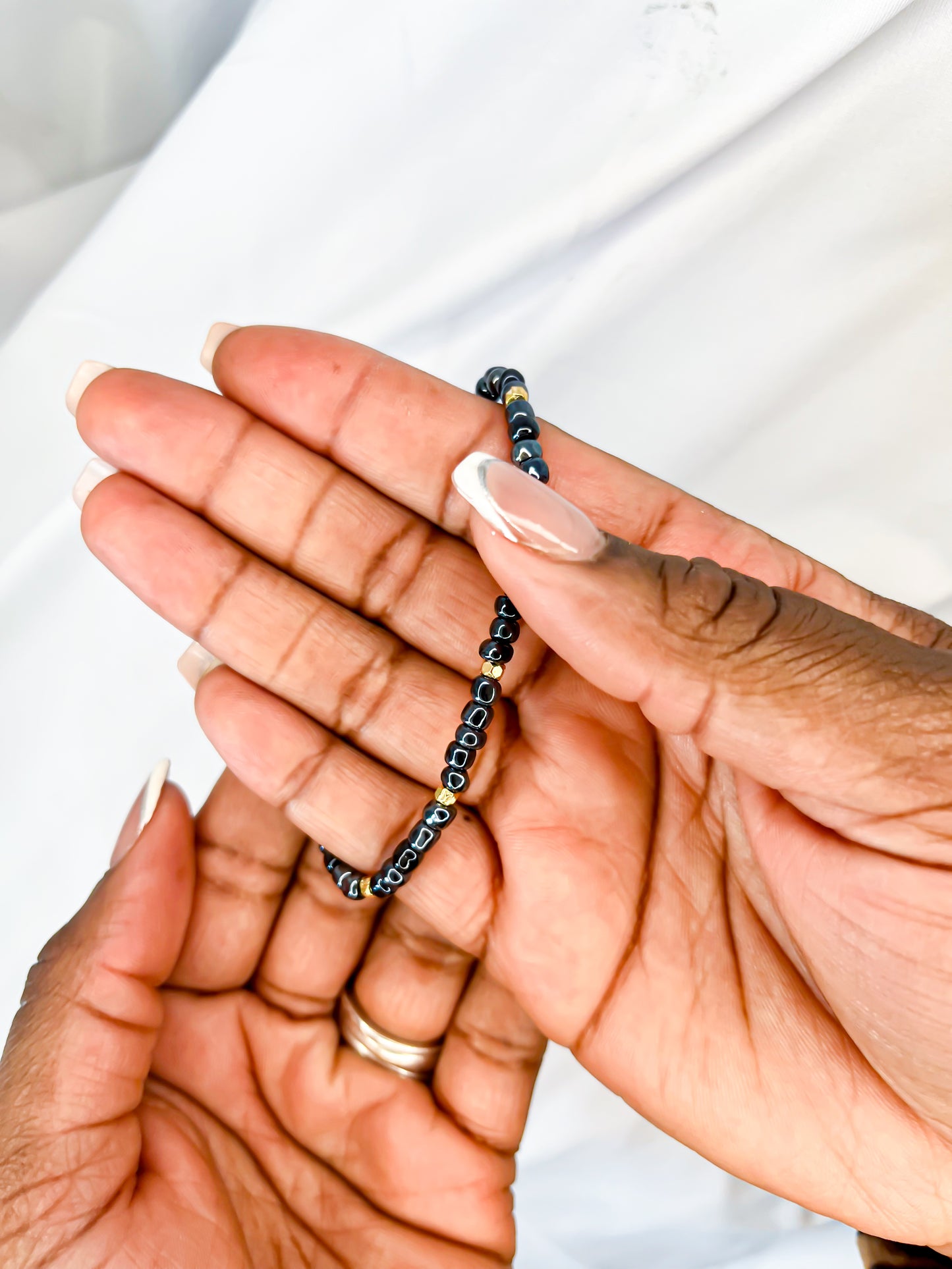 Dark Grey Infinity Loop Stretch Bracelet