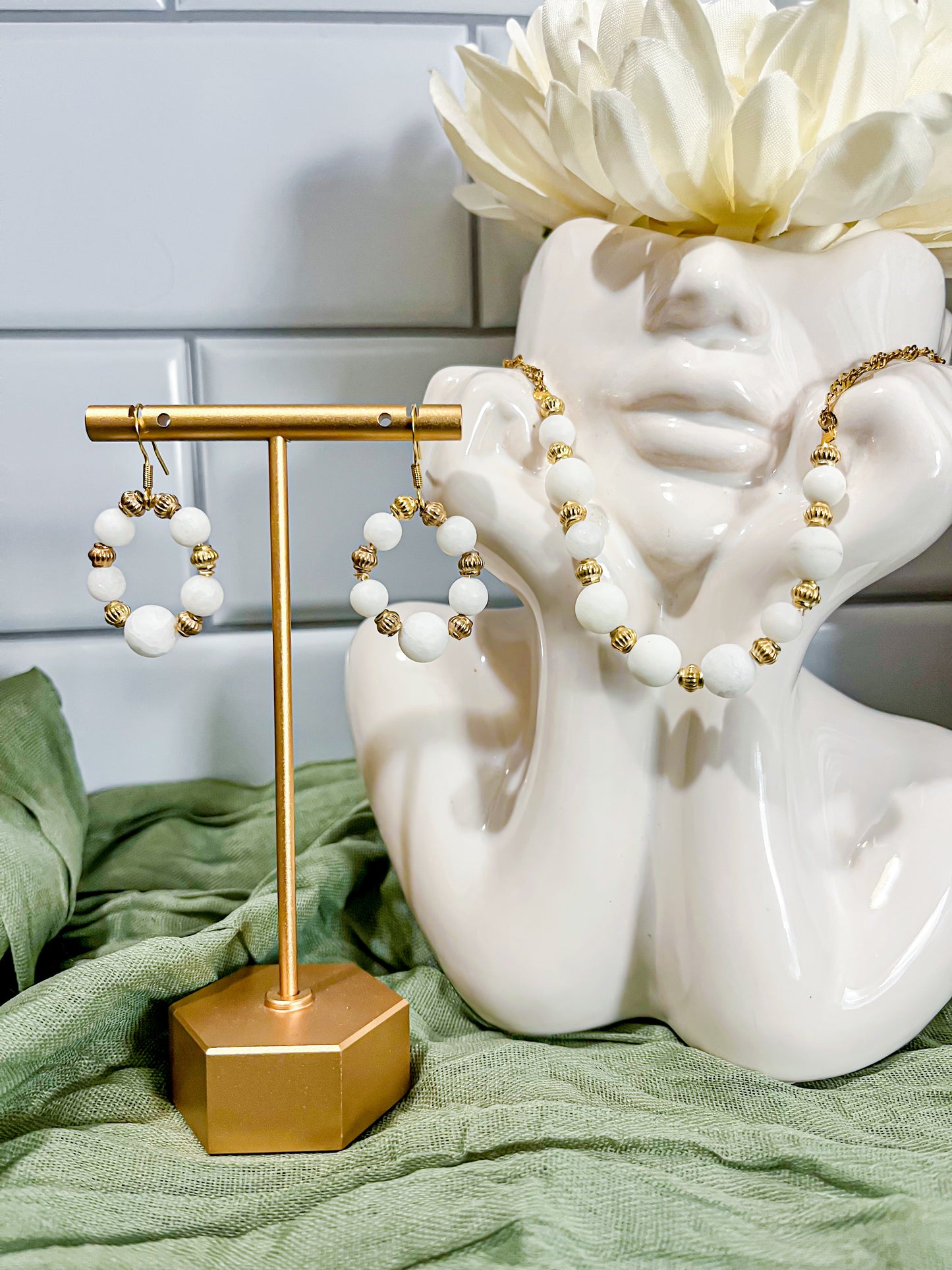 Aphrodite Necklace and Earring Set
