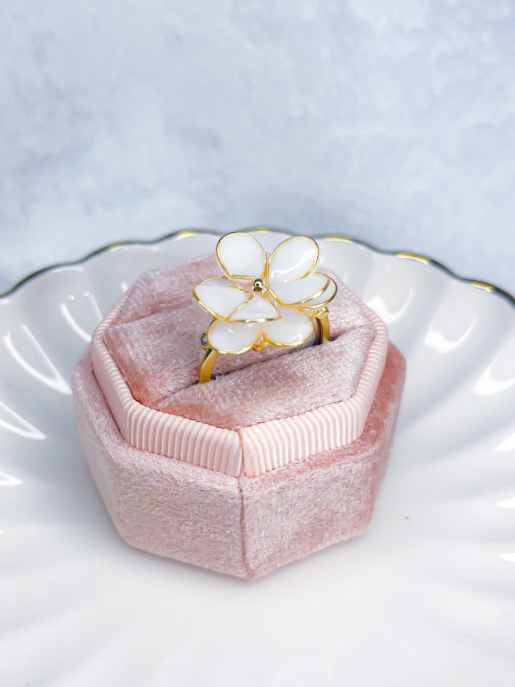 Floral in White Ring