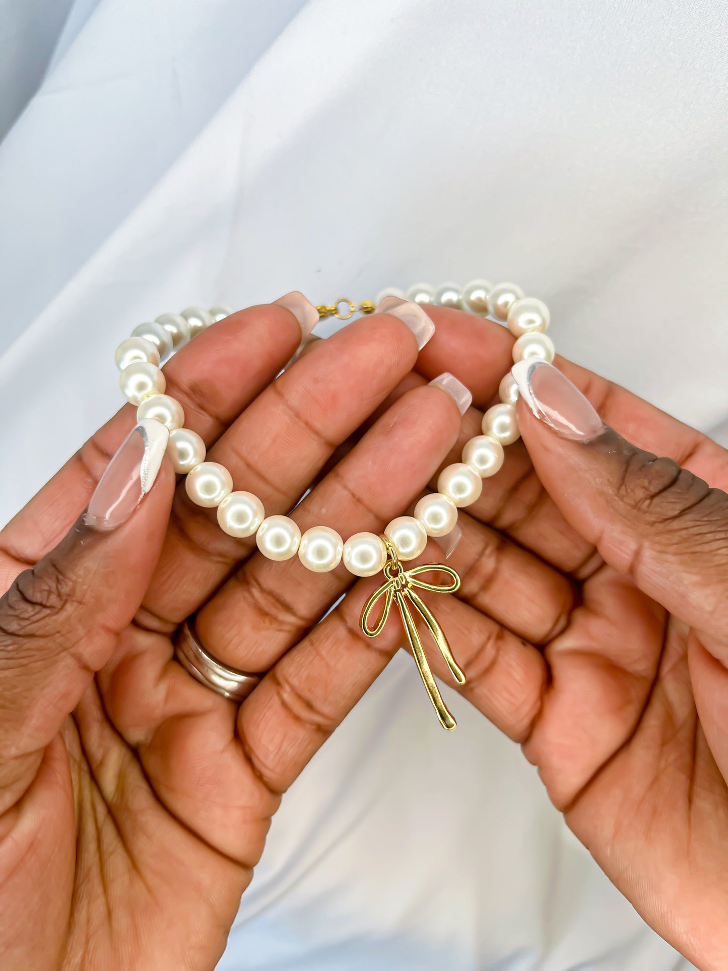 Classy Pearls and Bows Bracelet