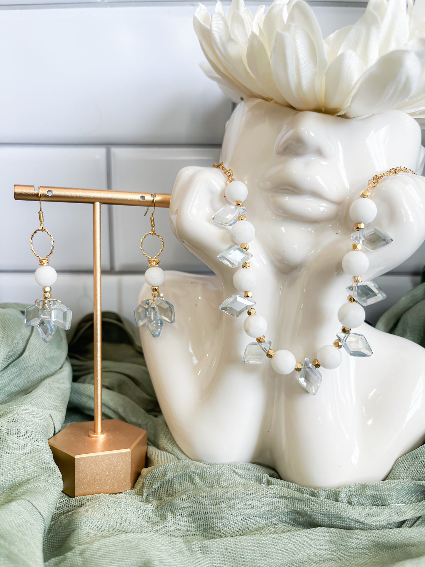 The Elsa Necklace & Earring Set