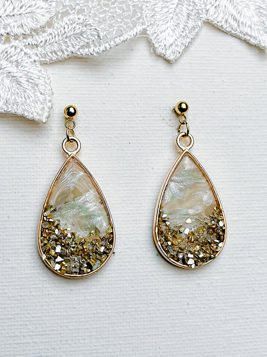 Gemmas Teardrop
