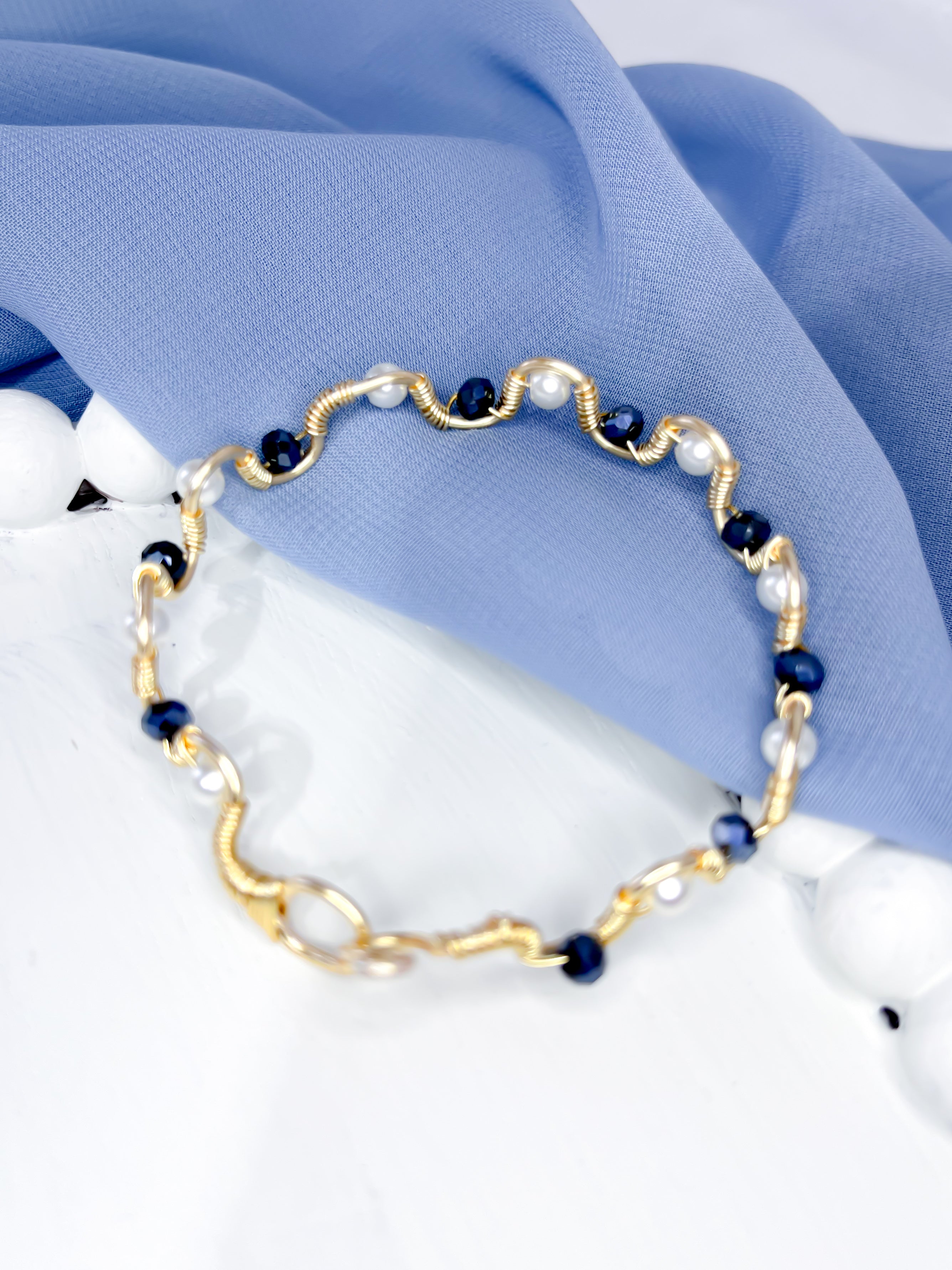 Wavy Bracelet Bangles (Mini Navy Blue & Pearl)